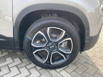 Jeep Avenger 1.2 turbo Summit fwd 100cv (7)