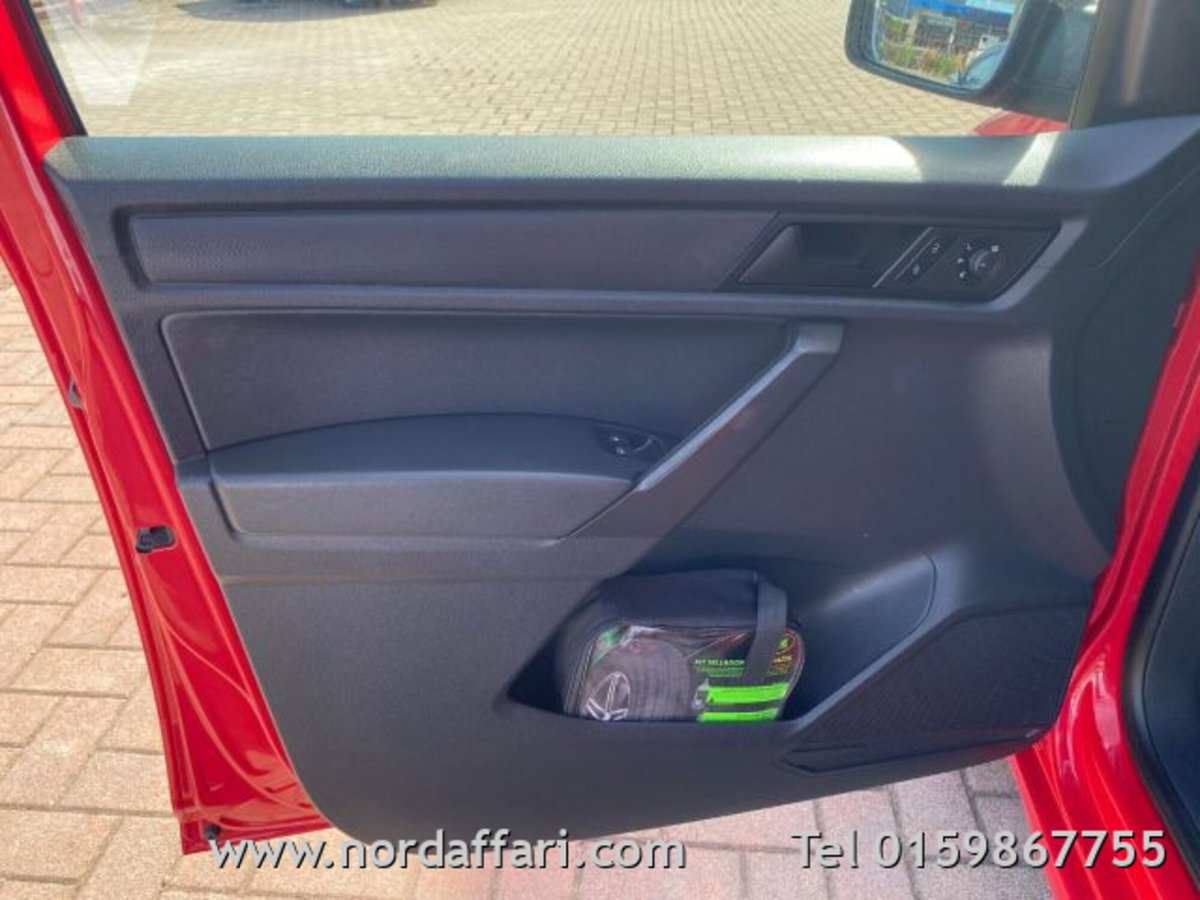 Volkswagen Veicoli Commerciali Caddy 2.0 TDI 122 CV 4Motion Furgone (10)