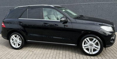 Mercedes-Benz Classe ML 250 BlueTEC 4Matic Premium (4)