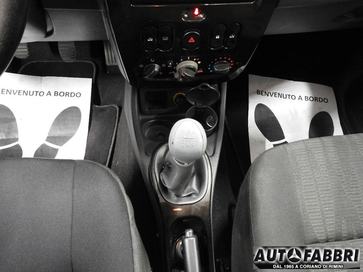 Dacia Duster 1.5 dCi 90CV 4x2 Ambiance (13)