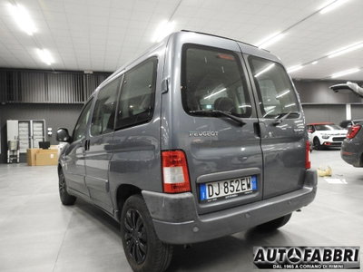Peugeot Ranch 5p. Totem (5)