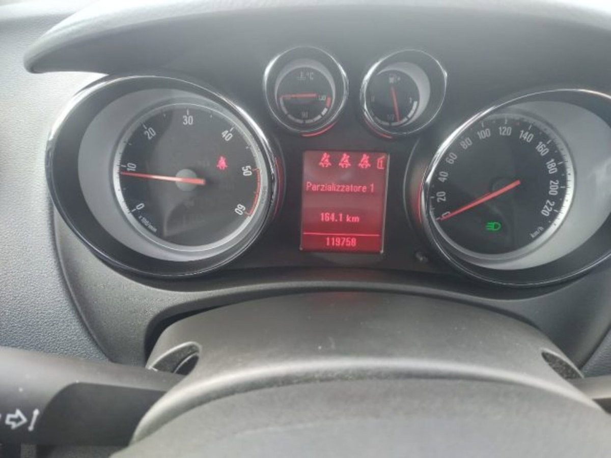 Opel Meriva 1.7 CDTI 110CV b-color Elective (10)