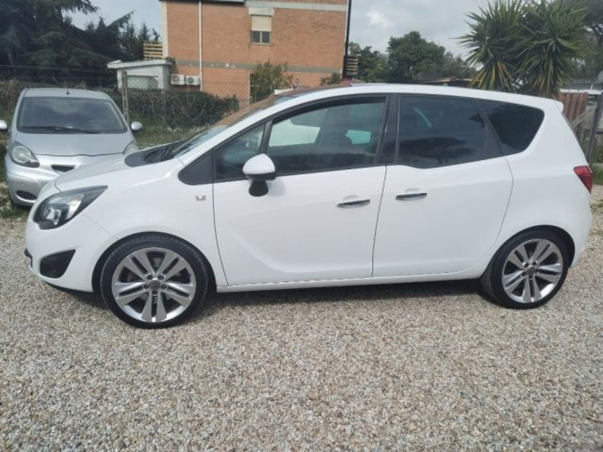 Opel Meriva 1.7 CDTI 110CV b-color Elective (3)