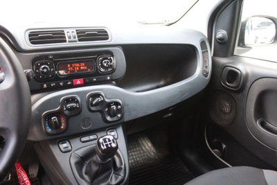 Fiat Panda 1.3 MJT 95 CV S&S Lounge (12)