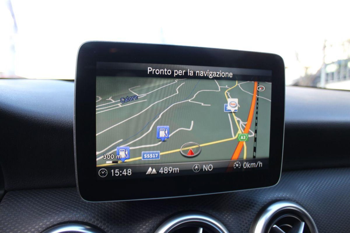 Mercedes-Benz Classe A 160 d Automatic Executive (16)