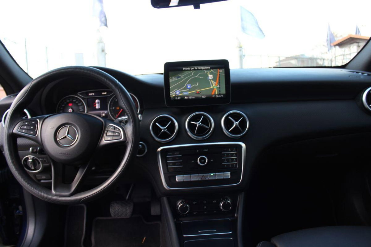 Mercedes-Benz Classe A 160 d Automatic Executive (20)
