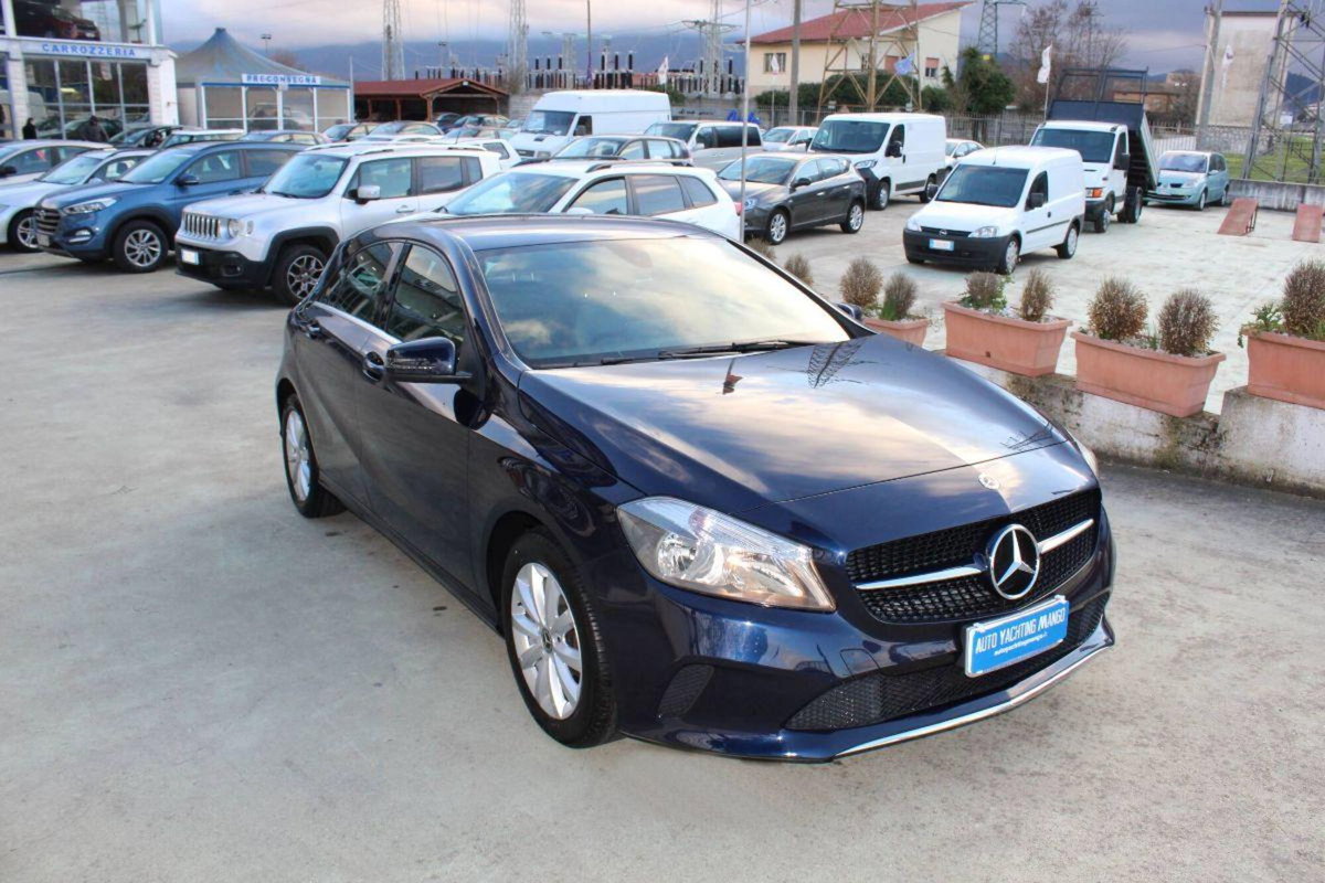 Mercedes-Benz Classe A 160 d Automatic Executive (3)