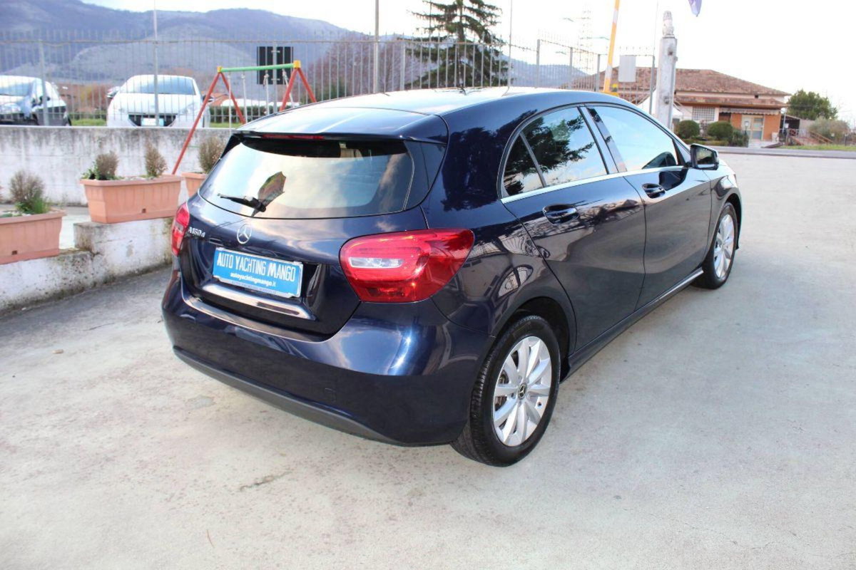 Mercedes-Benz Classe A 160 d Automatic Executive (5)