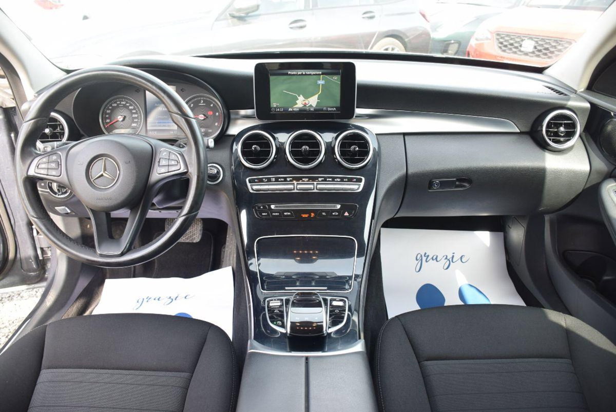 Mercedes-Benz Classe C Station Wagon 200 d Premium (8)