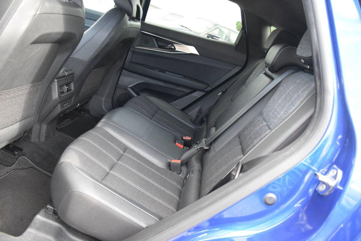 Renault Austral 1.3 mild hybrid Techno Esprit Alpine 160cv auto (7)