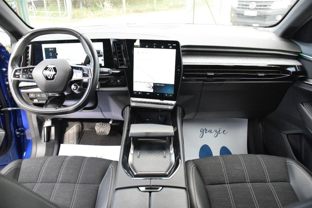 Renault Austral 1.3 mild hybrid Techno Esprit Alpine 160cv auto (8)