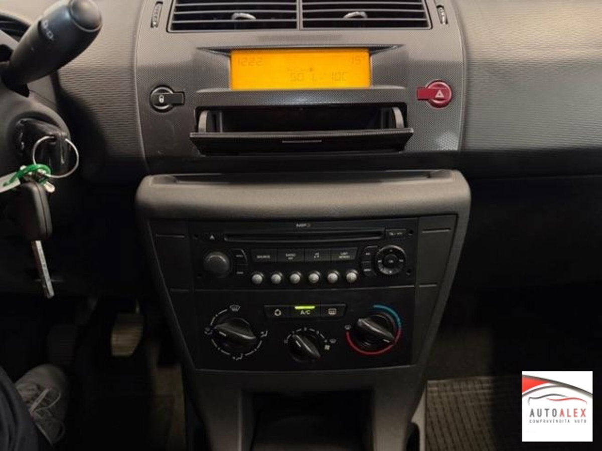 Citroen C4 1.6 HDi 90CV Business (10)