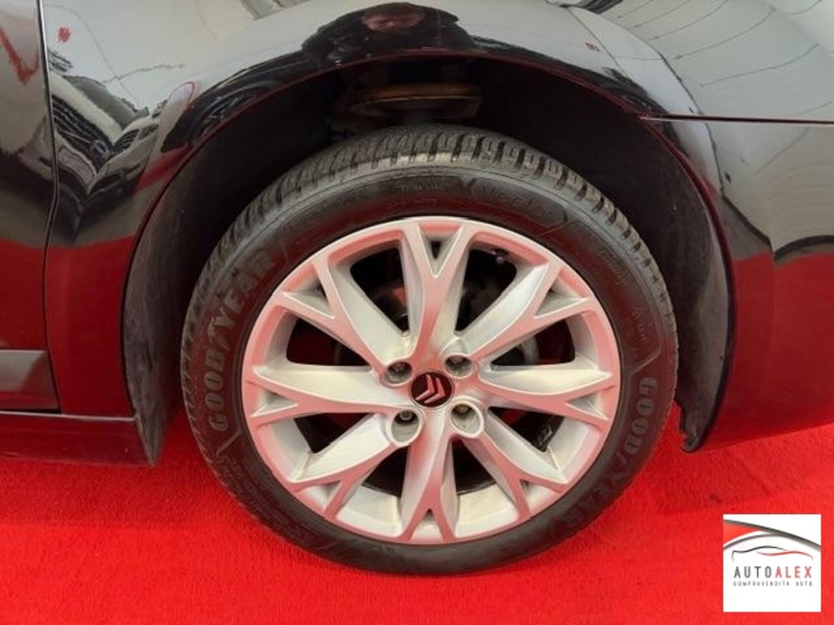 Citroen C4 1.6 HDi 90CV Business (16)