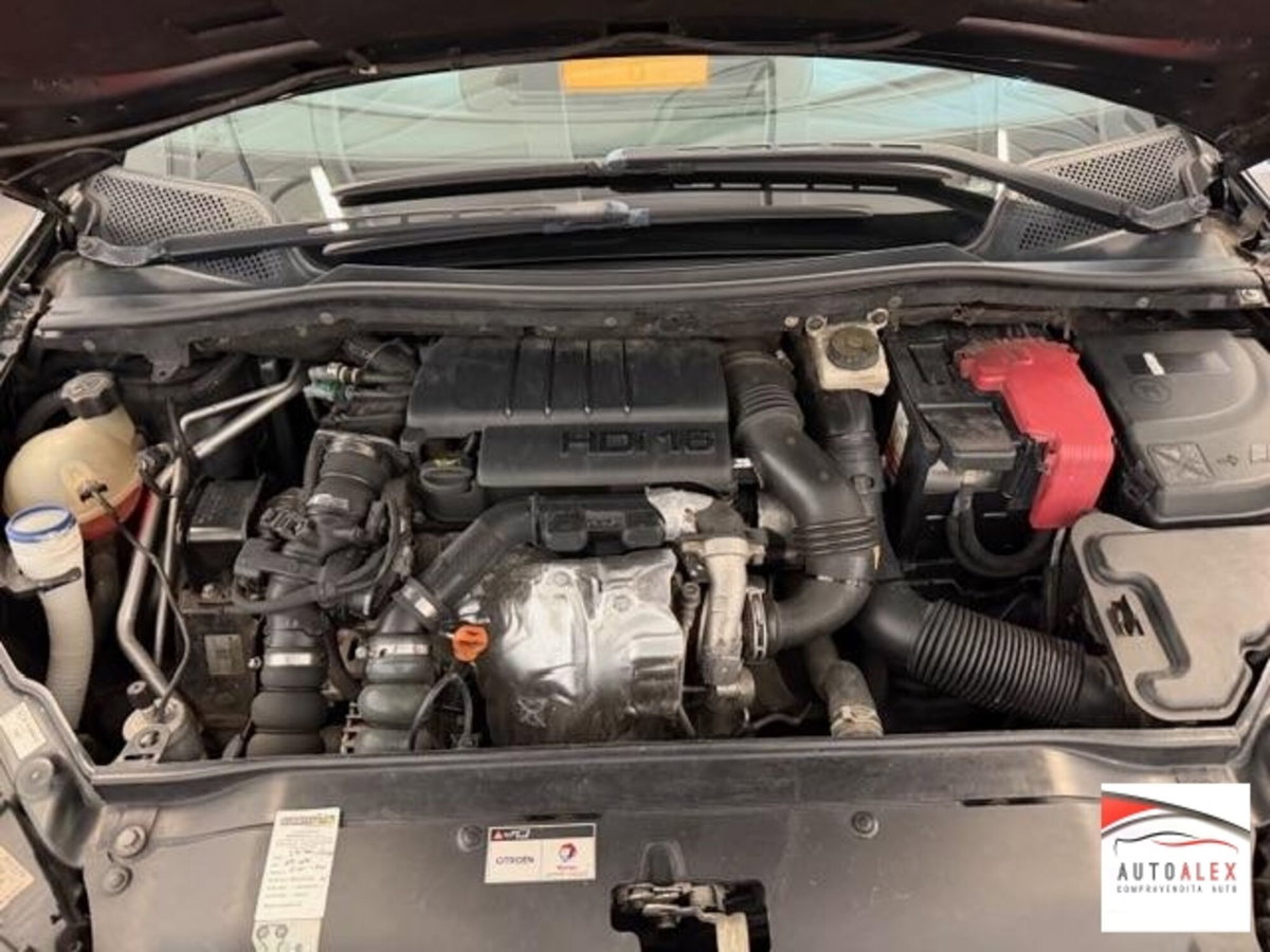 Citroen C4 1.6 HDi 90CV Business (19)