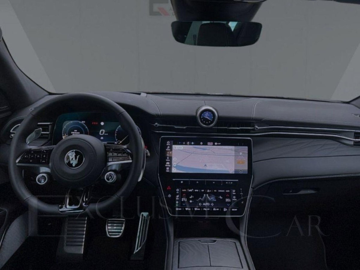 Maserati Grecale 2.0 MHEV 300 CV GT PrimaSerie (12)