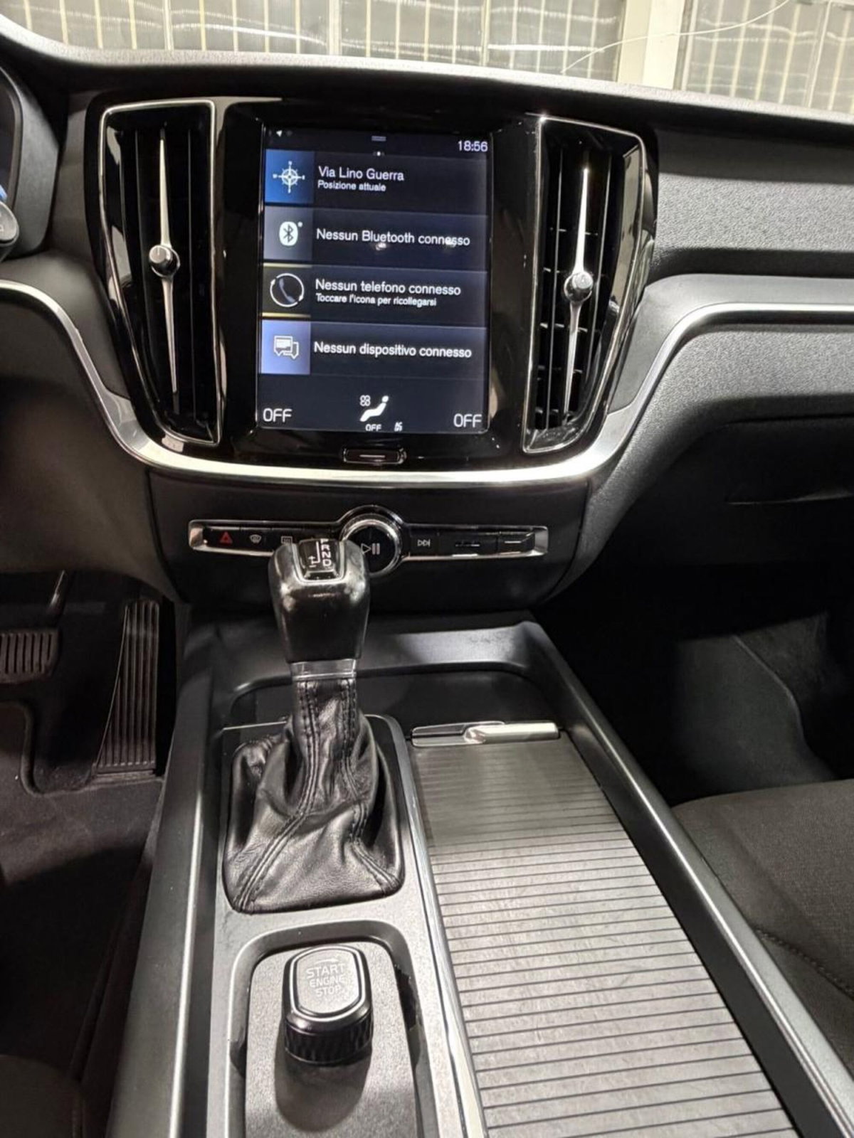 Volvo V60 D3 Geartronic R-design (16)