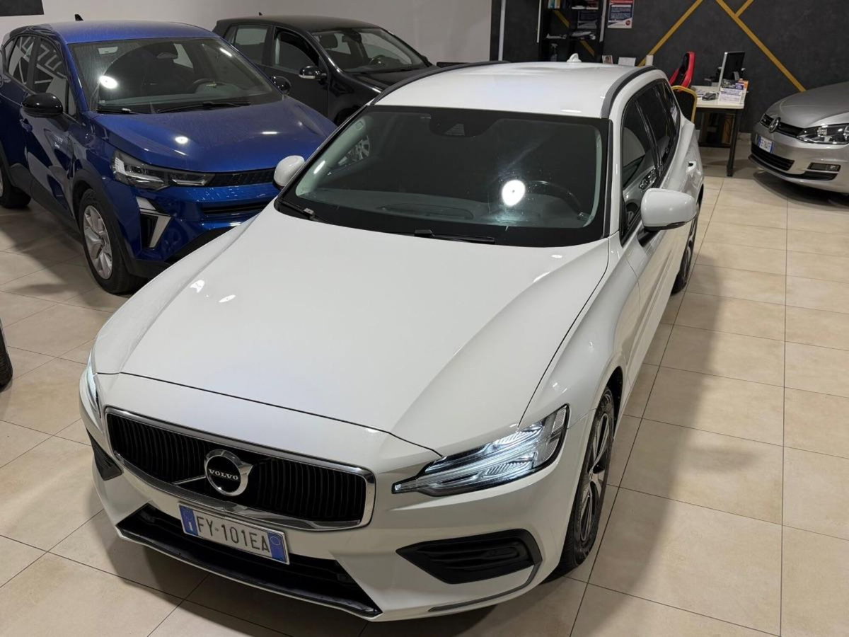 Volvo V60 D3 Geartronic R-design (5)