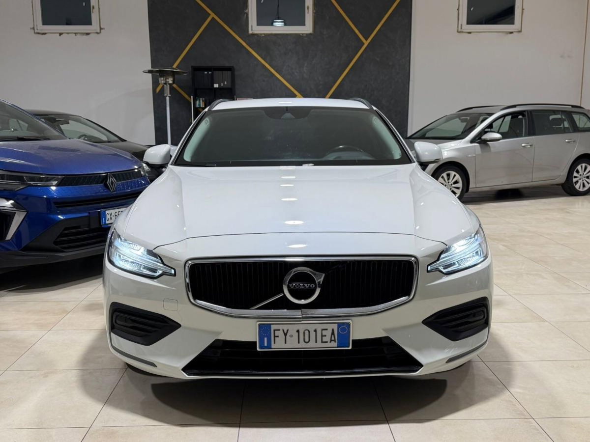 Volvo V60 D3 Geartronic R-design (7)