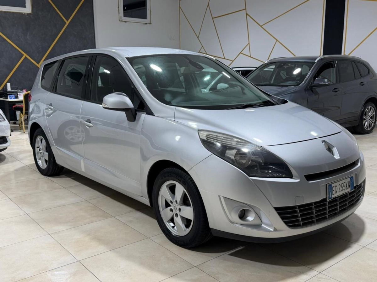 Renault Scénic X-Mod 1.5 dCi 110CV Dynamique (2)
