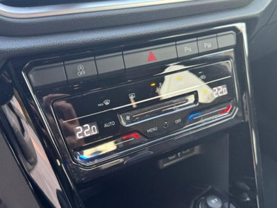 Volkswagen T-Roc 1.5 tsi R-Line (13)