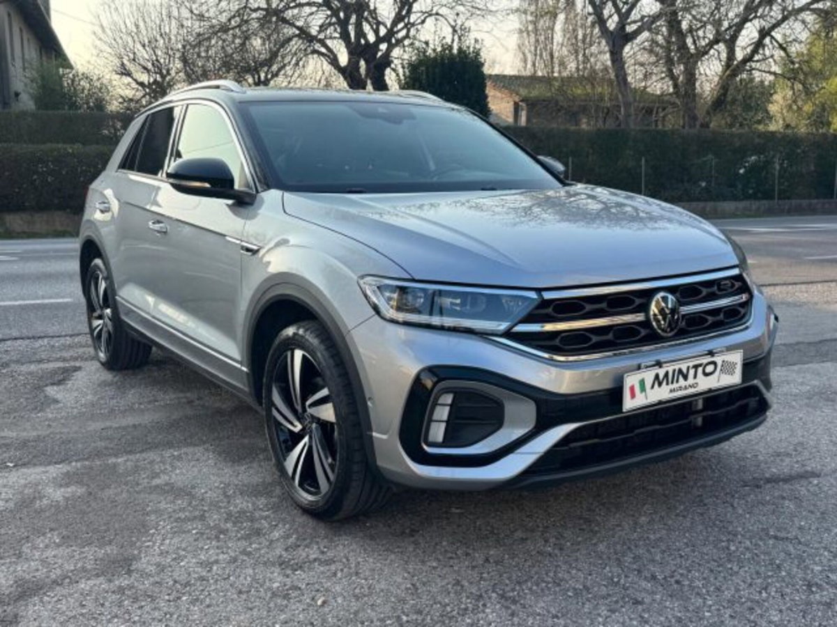 Volkswagen T-Roc 1.5 tsi R-Line (4)