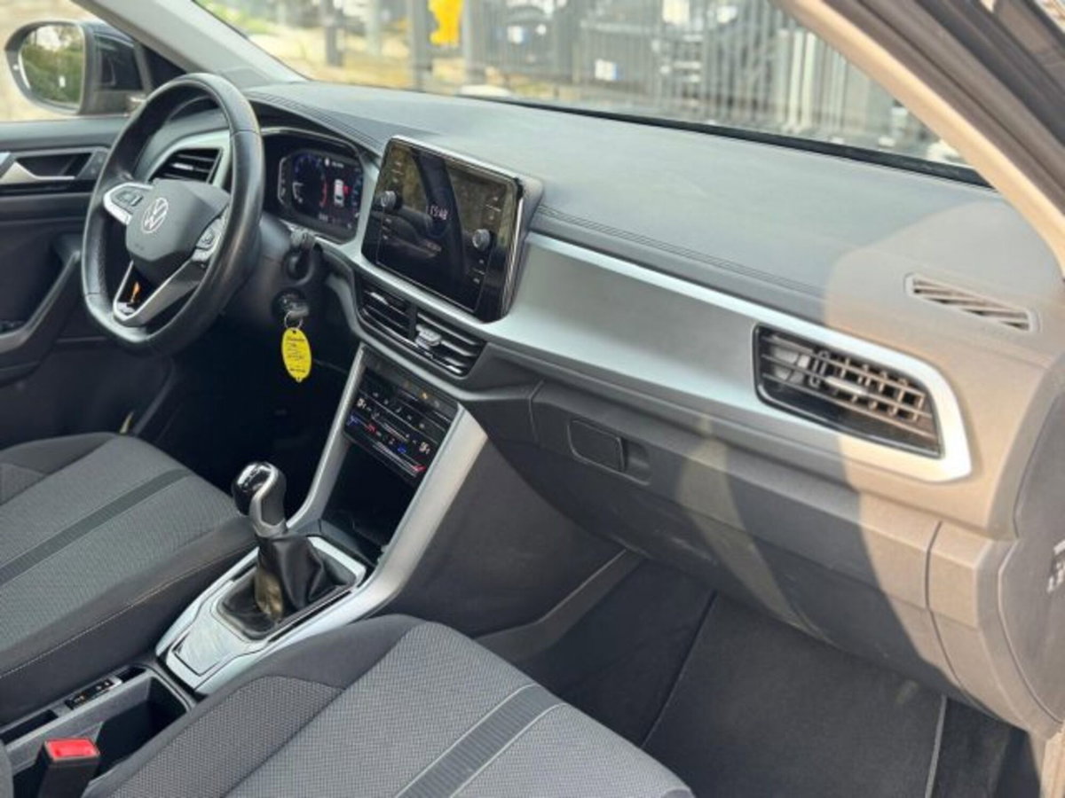 Volkswagen T-Roc 1.0 TSI Style (16)
