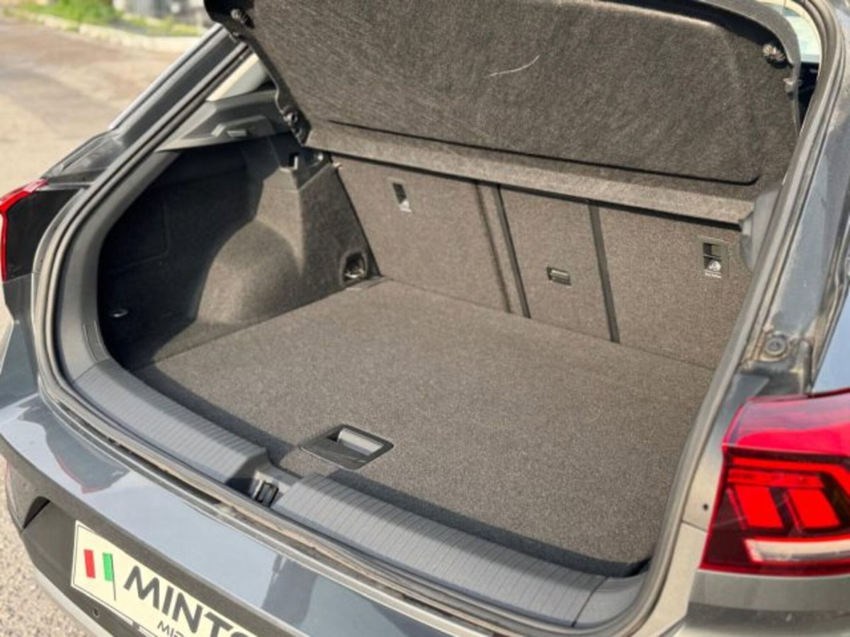 Volkswagen T-Roc 1.0 TSI Style (20)