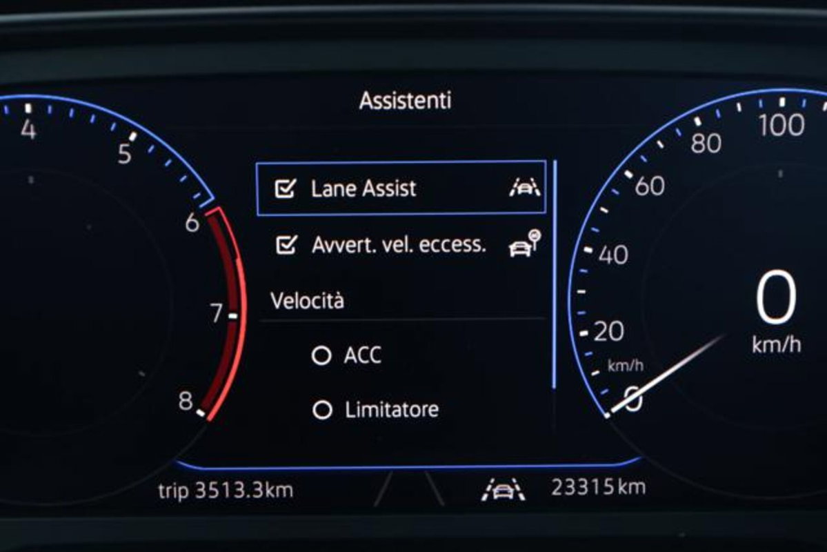 Volkswagen Taigo 1.0 tsi R-Line 115cv (7)