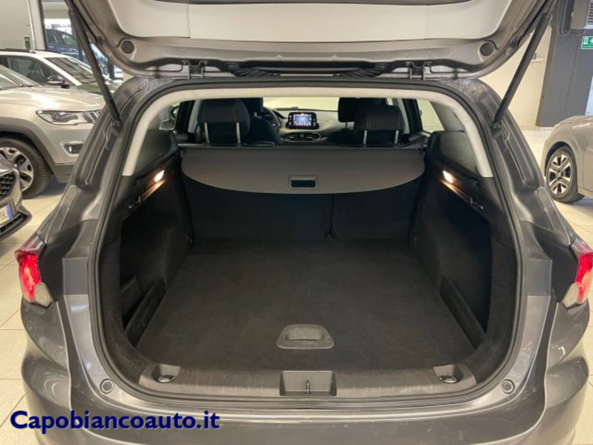 Fiat Tipo Station Wagon Tipo SW 1.0 t3 Cross 100cv (11)