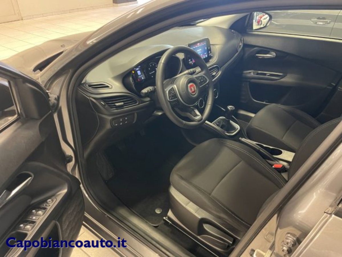 Fiat Tipo Station Wagon Tipo SW 1.0 t3 Cross 100cv (9)