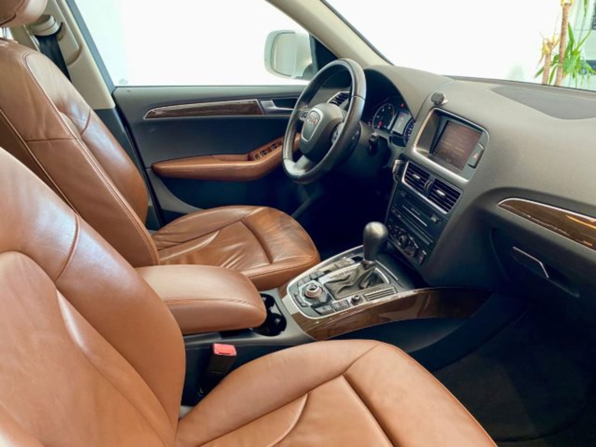 Audi Q5 2.0 TDI 170 CV quattro (11)