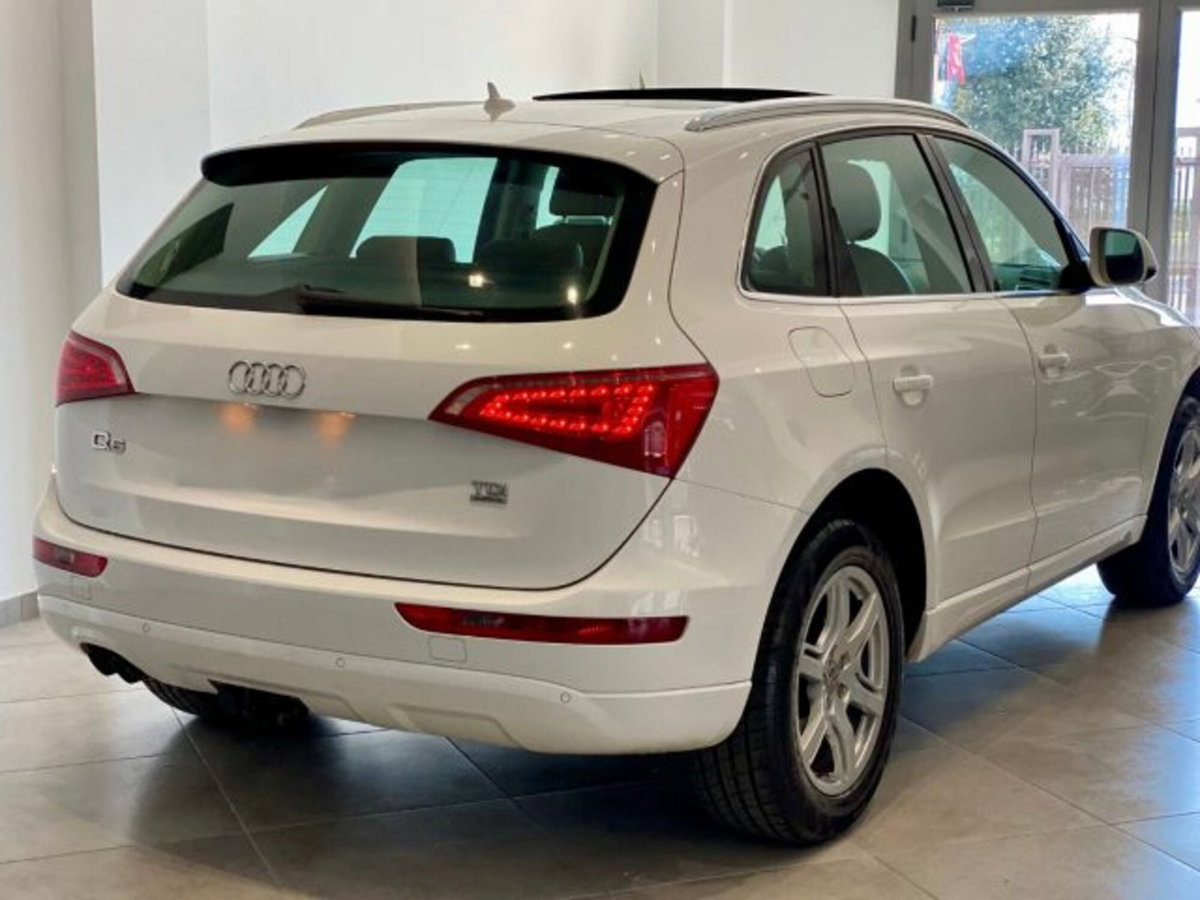 Audi Q5 2.0 TDI 170 CV quattro (5)