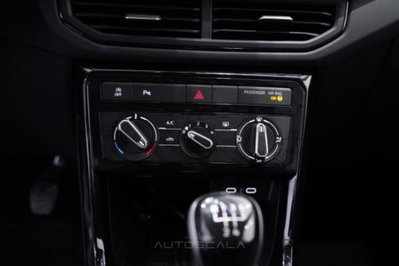 Volkswagen T-Cross 1.0 tsi Edition 95cv (16)