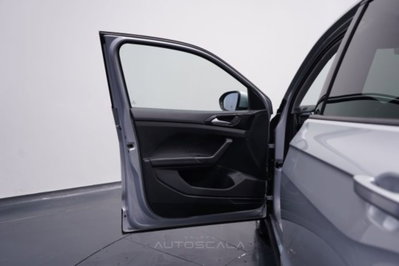 Volkswagen T-Cross 1.0 tsi Edition 95cv (9)