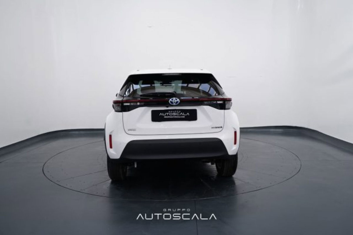 Toyota Yaris Cross 1.5h GR Sport Black Sky fwd 116cv e-cvt (5)
