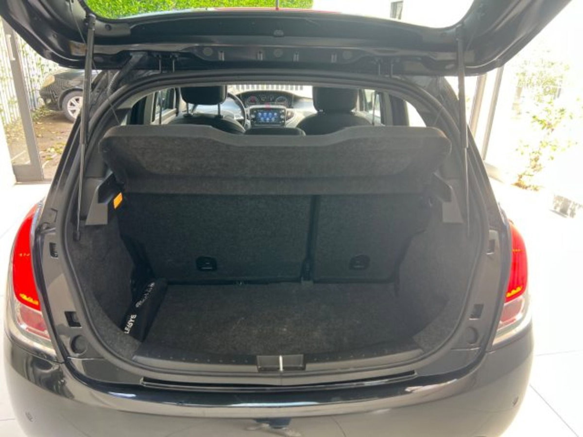 Lancia Ypsilon 1.0 FireFly 5 porte S&S Hybrid Ecochic Gold (13)