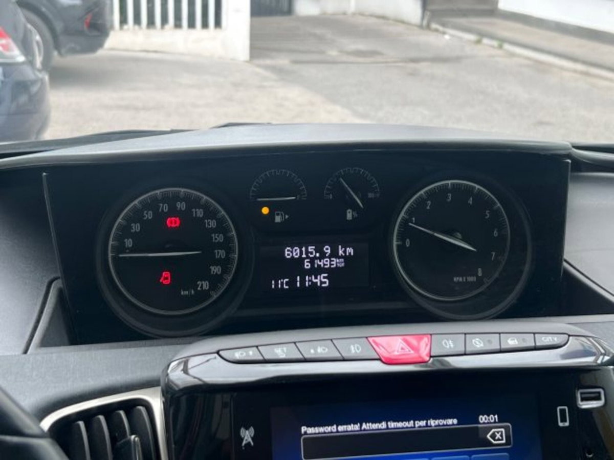 Lancia Ypsilon 1.0 FireFly 5 porte S&S Hybrid Ecochic Gold (17)