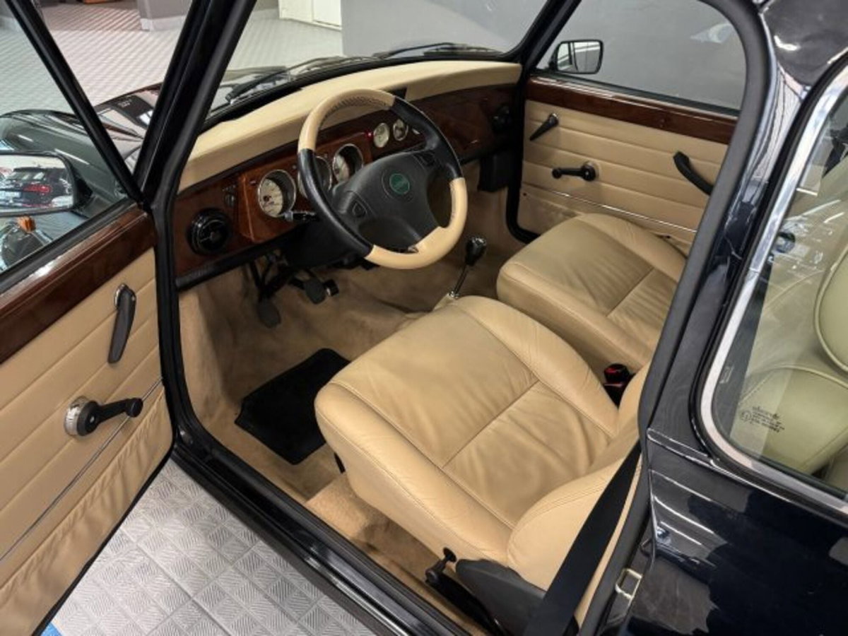 MINI Mini 1.3 cat Knightsbridge (11)