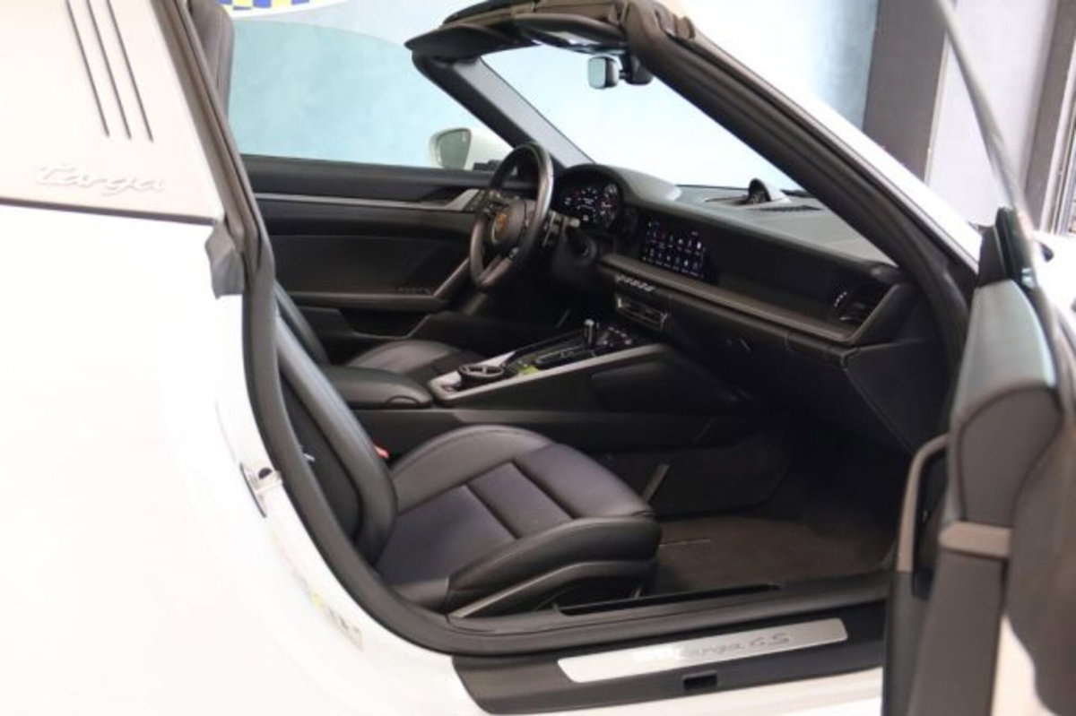 Porsche 911 Cabrio Targa 3.0 4S (12)