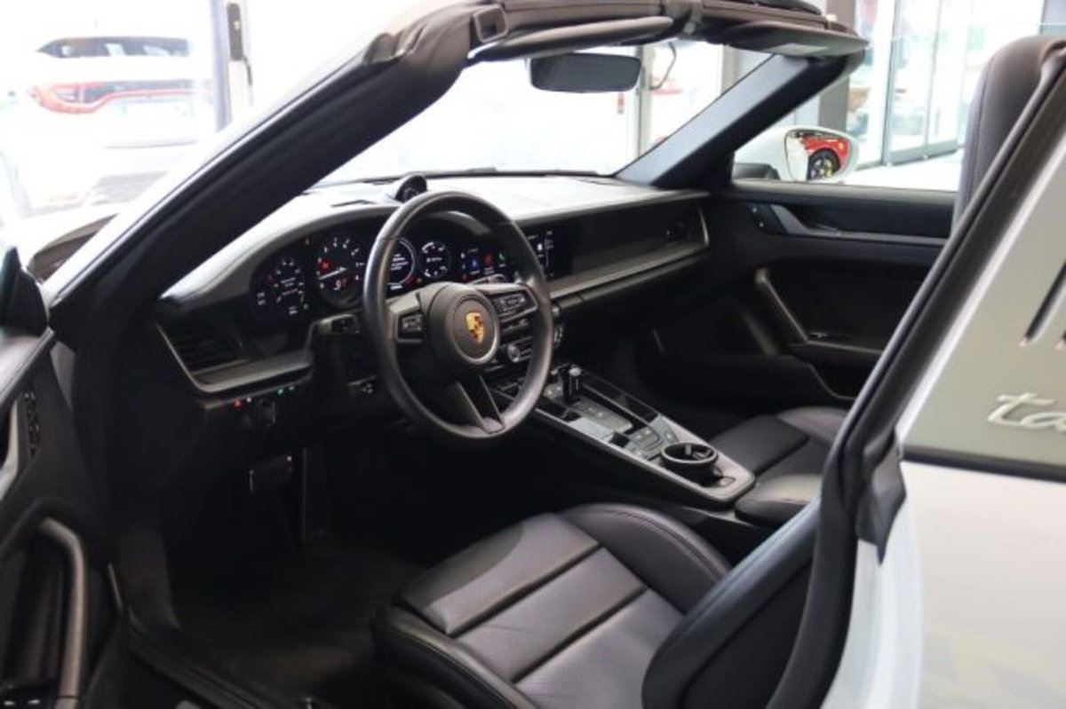 Porsche 911 Cabrio Targa 3.0 4S (5)