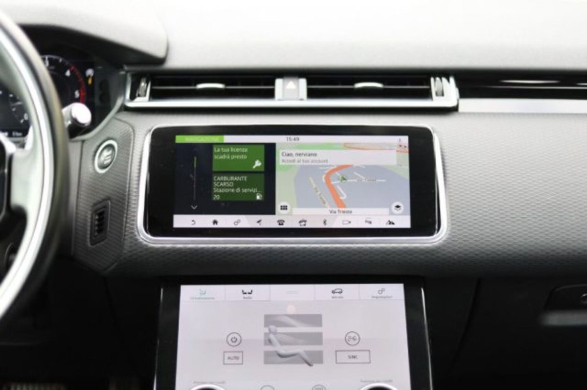 Land Rover Range Rover Velar 3.0 V6 SD6 300 CV R-Dynamic (8)