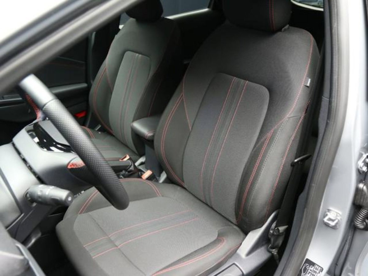 Ford Puma 1.0 EcoBoost Hybrid 125 CV S&S aut. ST-Line X (9)
