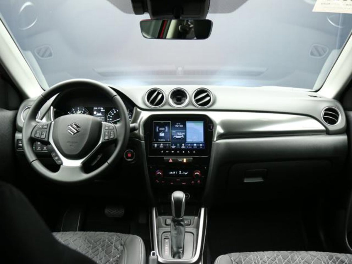 Suzuki Vitara 1.4h Top 4wd allgrip 110cv at (11)
