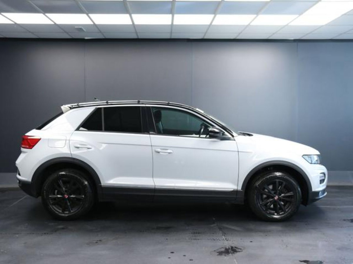 Volkswagen T-Roc 2.0 tdi Style 4motion 150cv dsg (3)