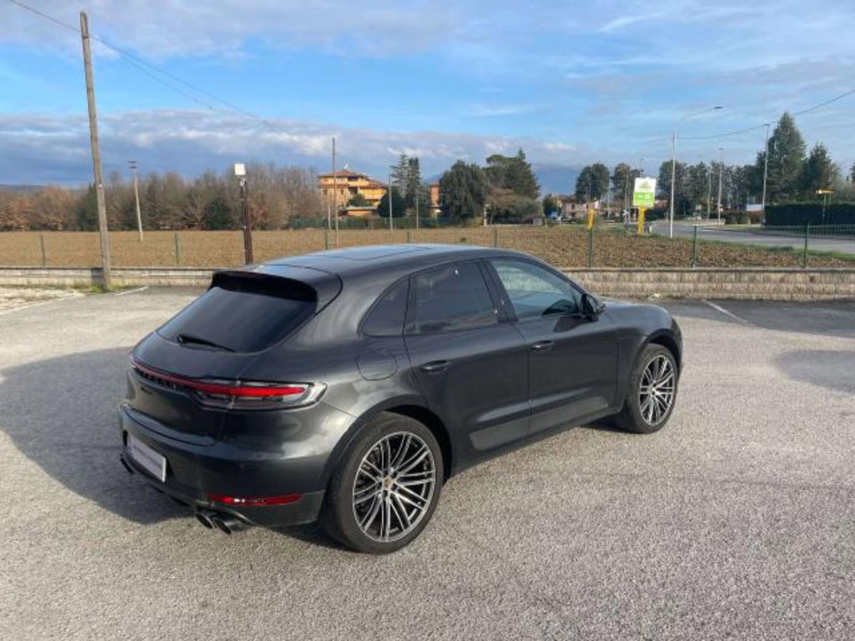 Porsche Macan 2.0 (2)