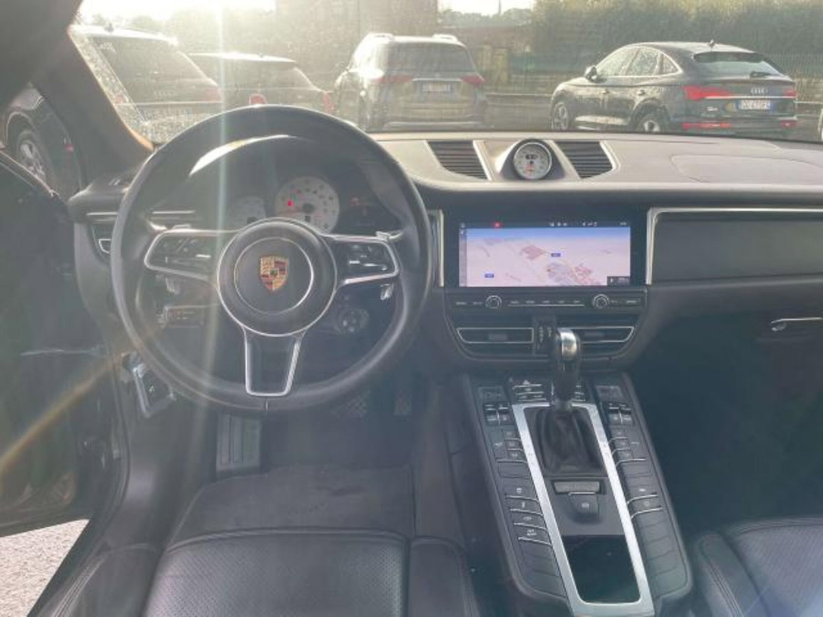 Porsche Macan 2.0 (9)