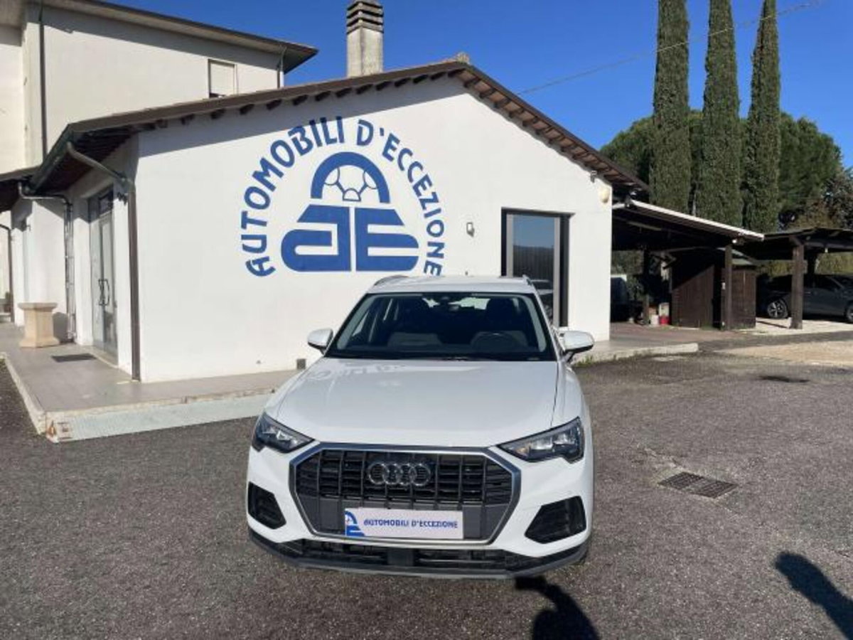 Audi Q3 40 TDI quattro S tronic Business