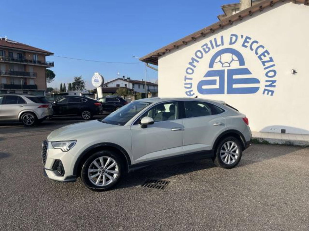 Audi Q3 35 TDI Business (3)