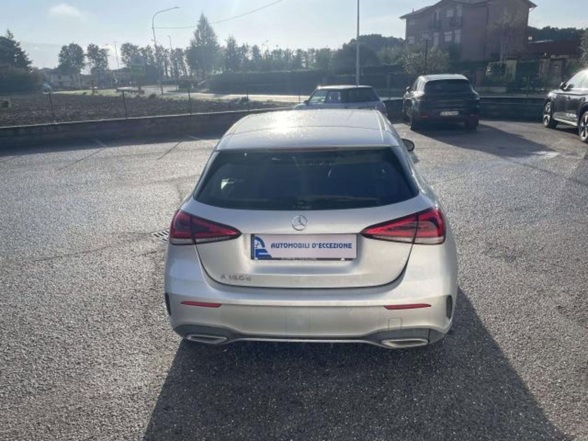 Mercedes-Benz Classe A 180 d Premium (8)
