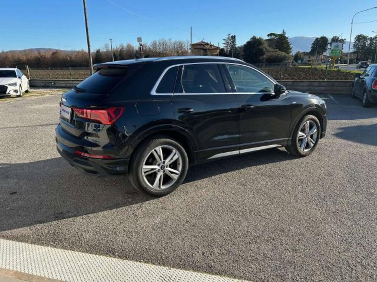 Audi Q3 35 2.0 tdi s-tronic (5)